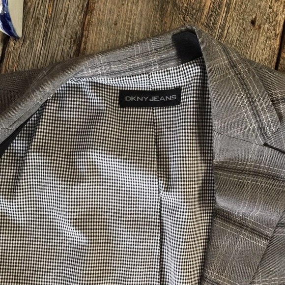 DKNY Jeans Grey Plaid Men’s Sport Coat Size Small - Picture 5 of 12
